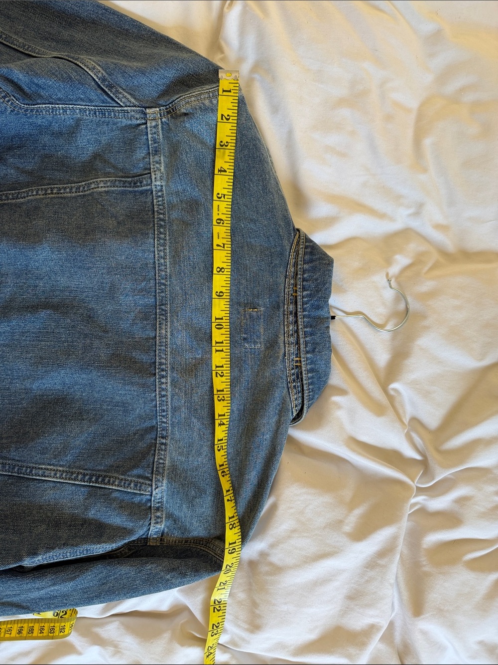 Todd Snyder - L - Selvedge Denim Jacket in Medium Wash - Picture 3 of 7
